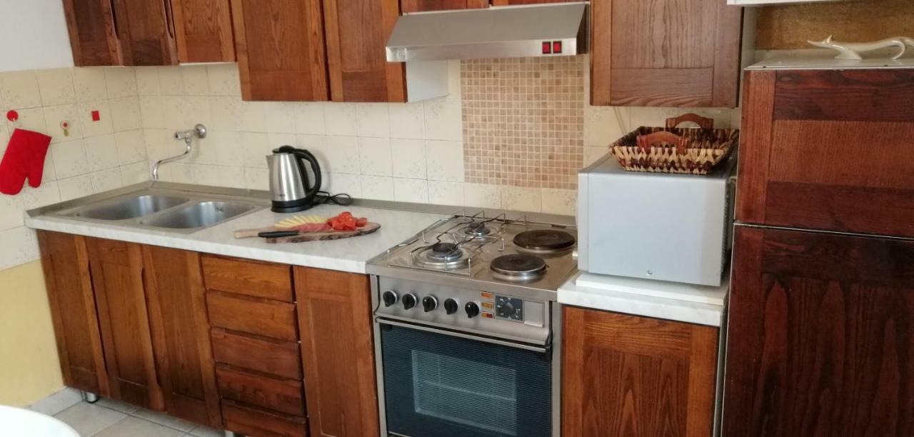 House Lotties Villa Stari Grad  Cameră foto